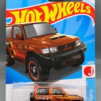 Hot Wheels Super Treasure Hunt Mitsubishi Pajero Evolution
