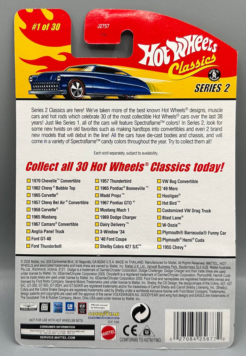 Hot Wheels Classic Series 2 Die-Cast Car - 1970 Chevelle Convertible 1:64 Scale With Spectraflame Paint - View #6