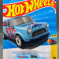 Hot Wheels '67 Austin Mini Van