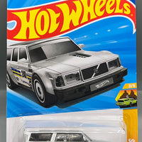 Hot Wheels Volvo 240 Drift Wagon