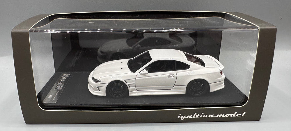Ignition model 1:43 Vertex Nissan Silvia S15 White