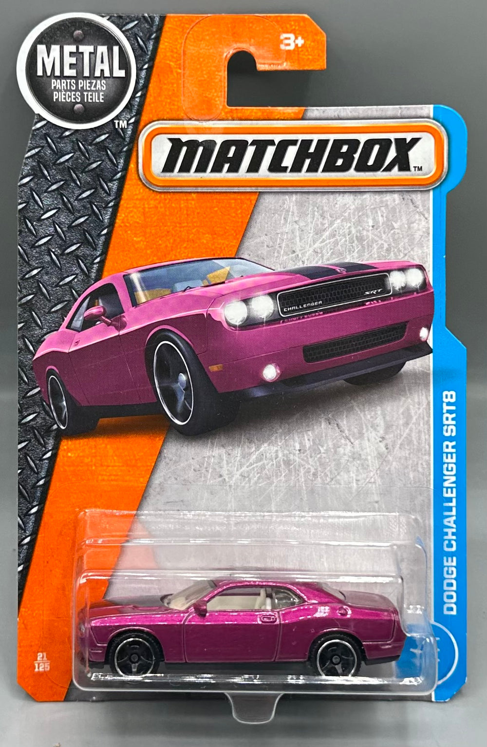 Matchbox Dodge Challenger SRT8
