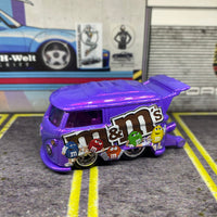 Hot Wheels Guesty Customs M&M's VW Volkswagen Kool Kombi