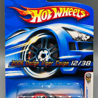 Hot Wheels 2006 Dodge Viper Coupe