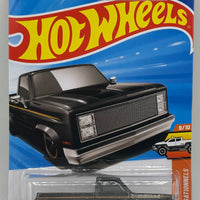 Hot Wheels '83 Chevy Silverado