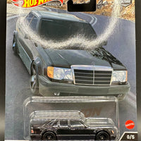 Hot Wheels Canyon Warriors Mercedes Benz 500 E Chase Car