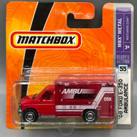 Matchbox '08 Ford E-350 Ambulance