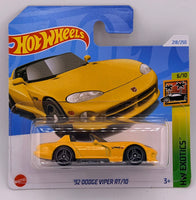 Hot Wheels '92 Dodge Viper RT/10
