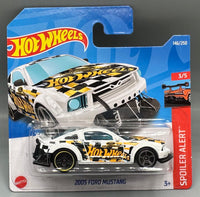 Hot Wheels 2005 Ford Mustang
