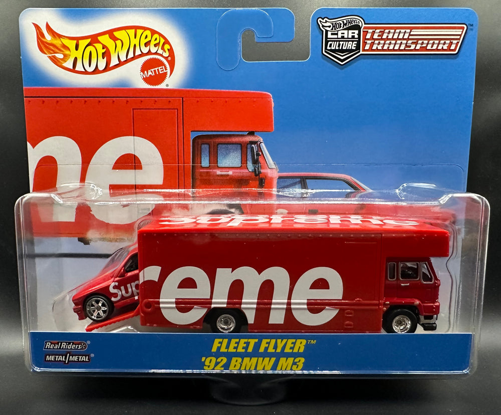 Hot Wheels Team Transport Supreme '92 BMW M3