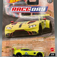 Hot Wheels Race Day Aston Martin Vantage GTE