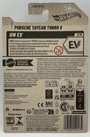 Hot Wheels Porsche Taycan Turbo S
