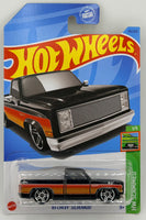 Hot Wheels '83 Chevy Silverado
