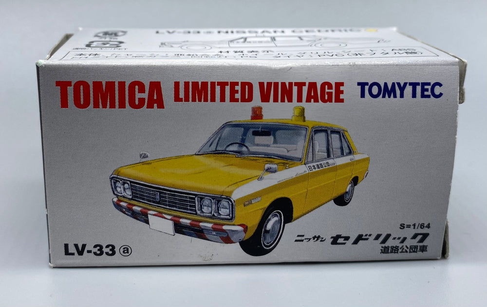 Tomica Limited Vintage Nissan Cedric