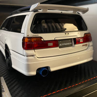 Ignition Model 1:18 Scale Nissan Stagea 260RS (WGNC34) White With Engine Online Exclusive