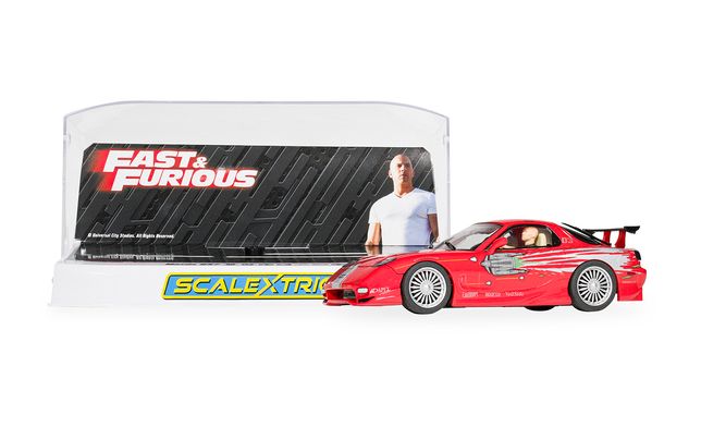 Scalextric Fast & Furious Mazda RX-7 Dom Turetto