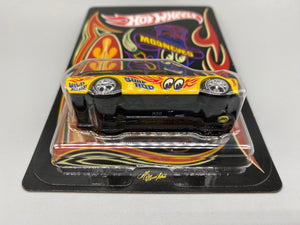 Hot Wheels 2019 Japan Convention Datsun 510 Bluebird Wagon Left & Right Facing Pair